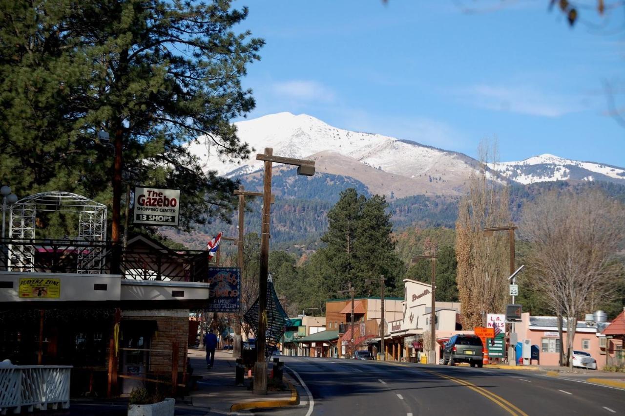 Apache Village 7, Queen Bed, Midtown, Sleeps 2 Ruidoso Exteriör bild